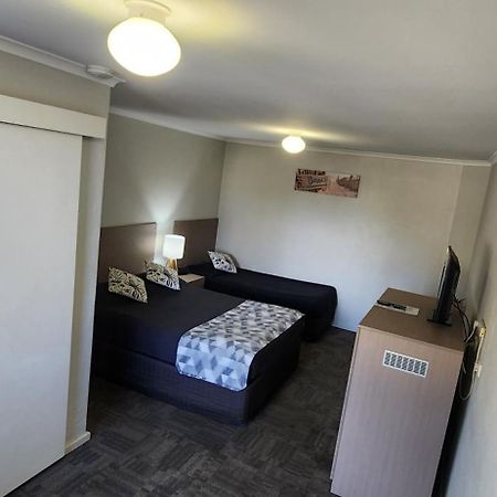 Mandurah Foreshore Motel Buitenkant foto